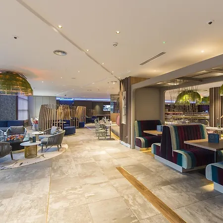 Novotel London Heathrow Airport T1 T2 And T3 Hotel 4*