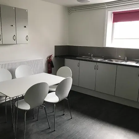 Leinster House Hostel