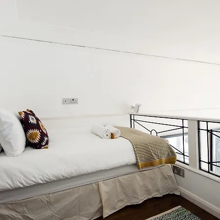 Apartment The Westbourne Terrace Gm London