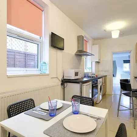 Apartamento Willesden Short Let London *