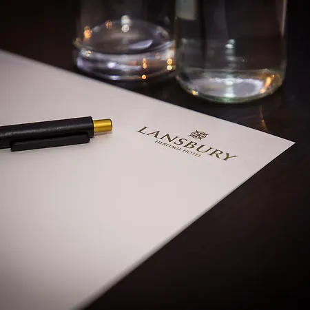 The Lansbury Heritage A Sunday - Canary Wharf 4*