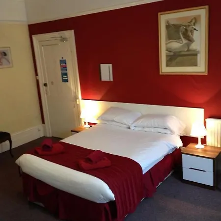 Abbey Bed & Breakfast 2*