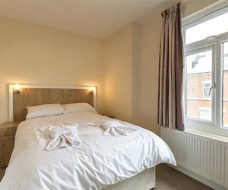 Guest house Acton Hill Ealing