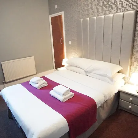 Hotel Swinton 2*