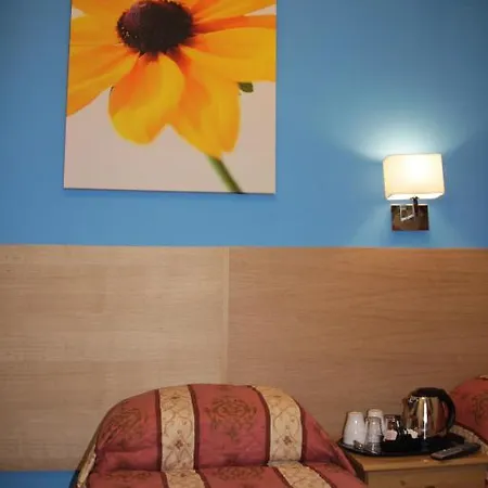 Hotel The Grapevine London