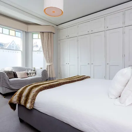 Veeve - Coveted Clapham Common *