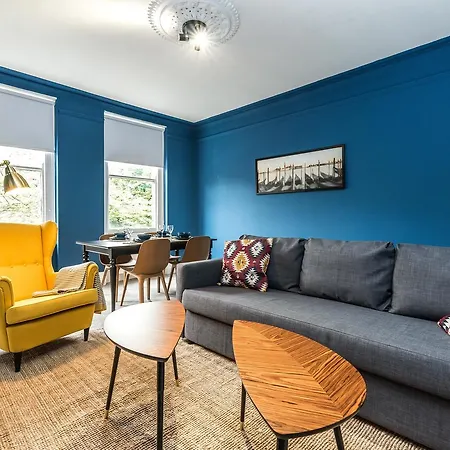 Sherlock's By Allo Housing *