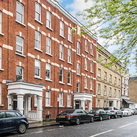 Sherlock's By Allo Housing Apartment