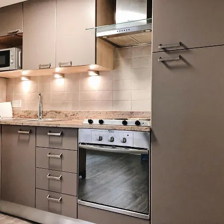 Kensington Apartment