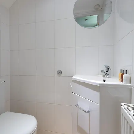 Holiday home Charming Golders By Hampstead Heath Brent