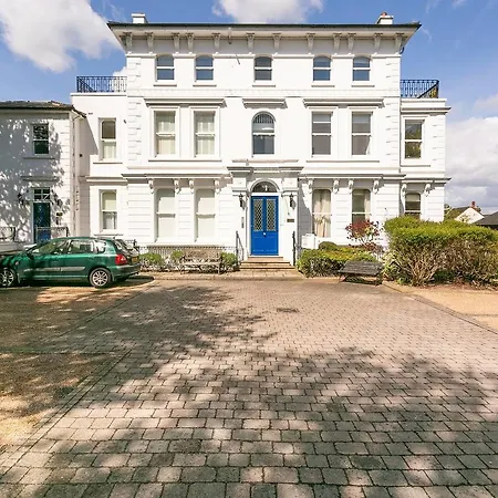 Guestready - Beautiful 2br In Wimbledon Village Wparking