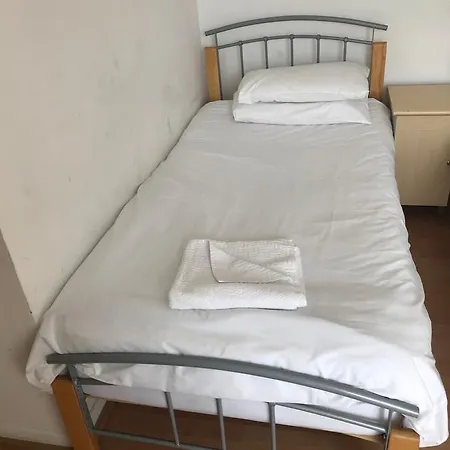 Lindal Hotel 2*