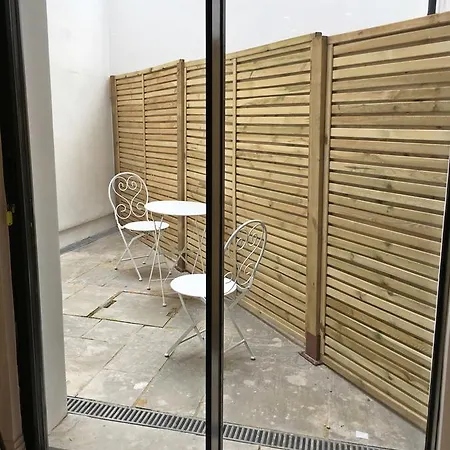 Oxford Circus Apartment *