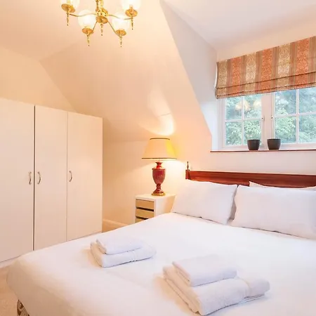 Unique Country Nr Nature Reserve Sleeps 4 * London