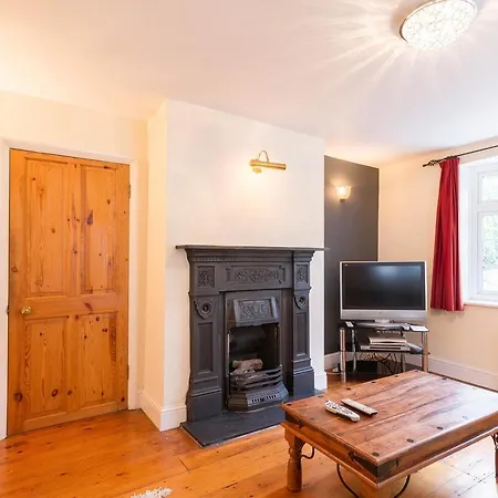 Unique Country Nr Nature Reserve Sleeps 4 London