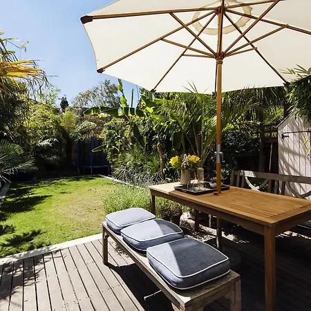 Casa vacanze Enchanting Southfields By King George's Park Londra