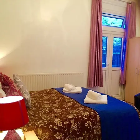 Metro Star Guest house London