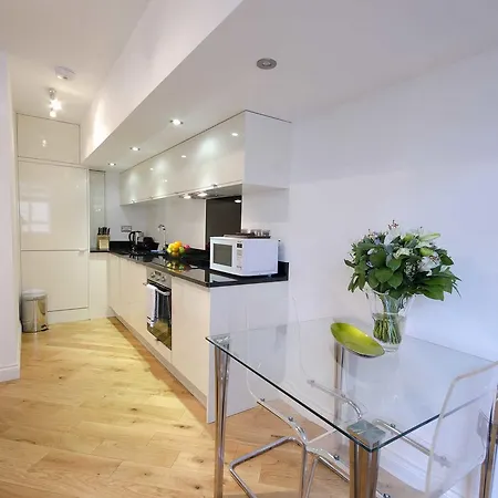 The Pods At Nell Gwynn London