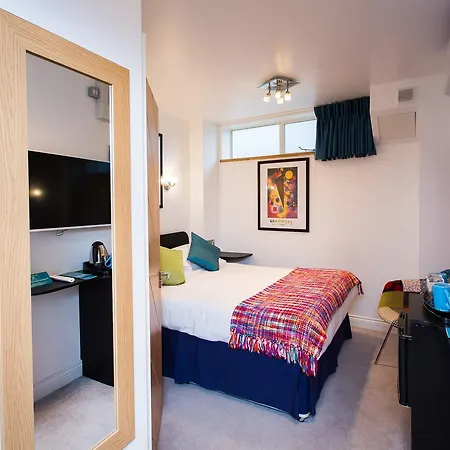 The Pods At Nell Gwynn Aparthotel London