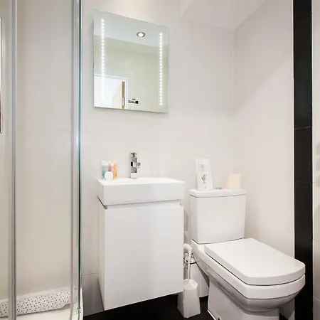 The Pods At Nell Gwynn 4* London