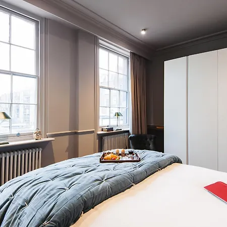 The Cleveland Arms Apartment *