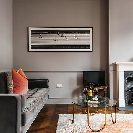 Apartment The Cleveland Arms *