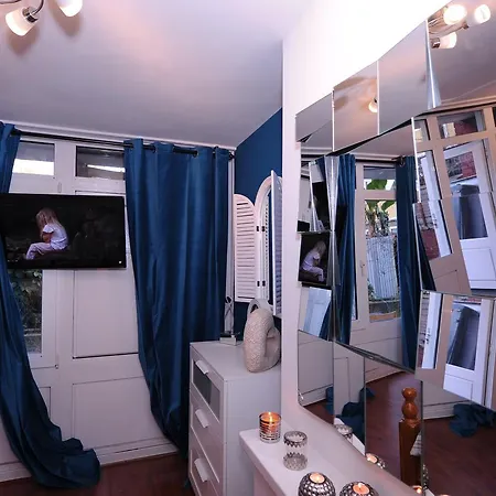 Kingward Guest house