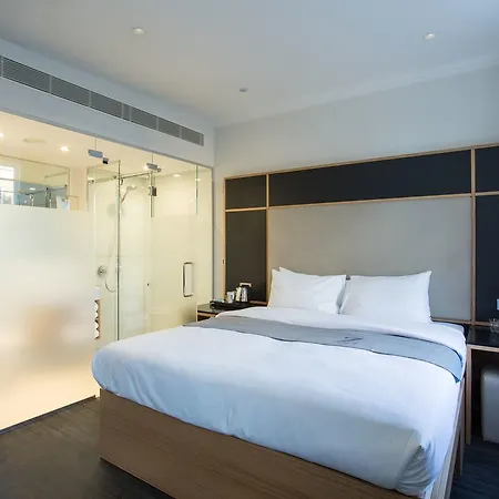 The Z Gloucester Place מלון 3*