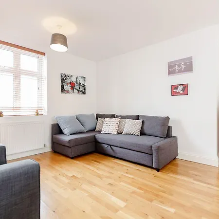Eye Flats Apartment *