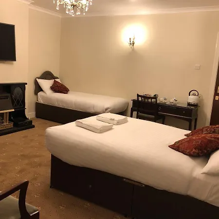 알바니 B&B 2*