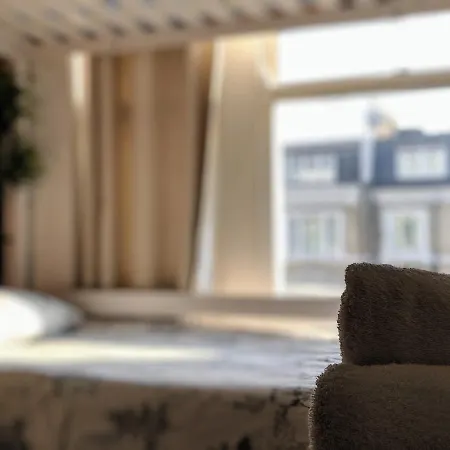 Apartment Holland Park Lifestyle *