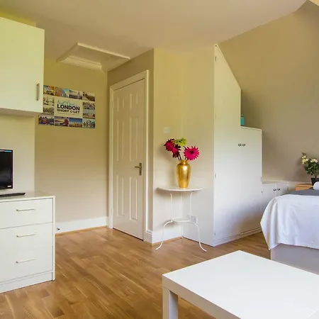 Exeter Apartment London