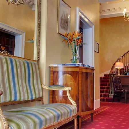 The Diplomat 3*