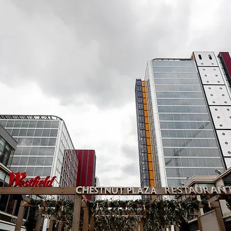 Luxury Stratford Apartment London