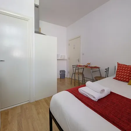 Apartment Short Low Budget *