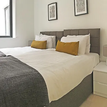 Oxford Circus Apartment