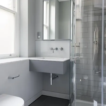Sonder Museum House Aparthotel London