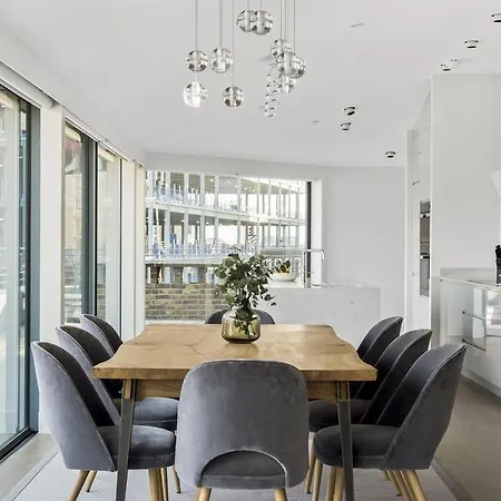 Sonder Museum House 4*