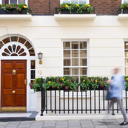 9 Hertford Street Apartment