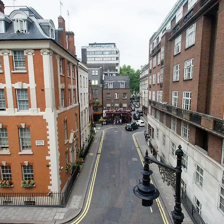 9 Hertford Street Apartment *