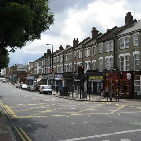 Apartment Tbc Holiday London