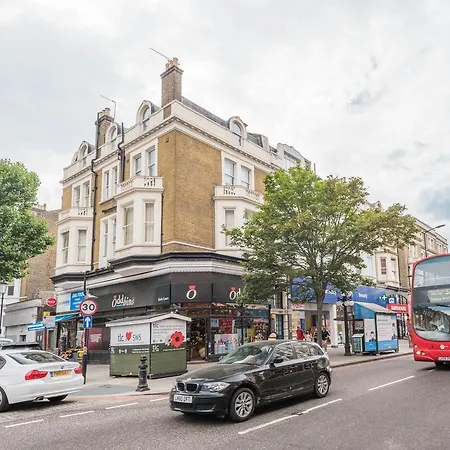 Lovely Chelsea Near The Thames By Underthedoormat London