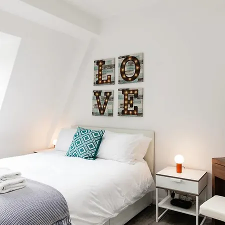 Soho Luxury Apartment London
