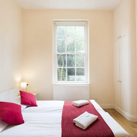 Russell Square Apartment London