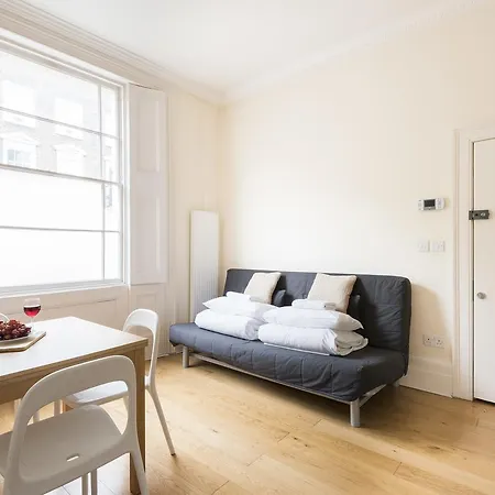 Apartment Russell Square London