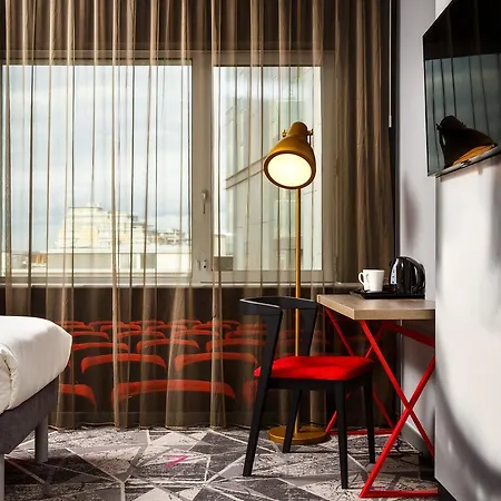 Ibis Styles London Otel 3*