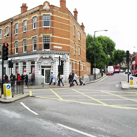 London Short Term Apartment *