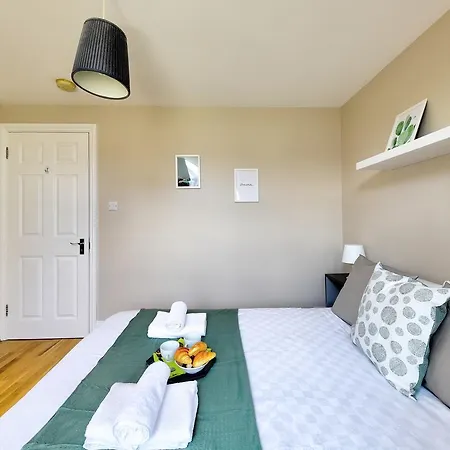Apartment London Short Term Wembley