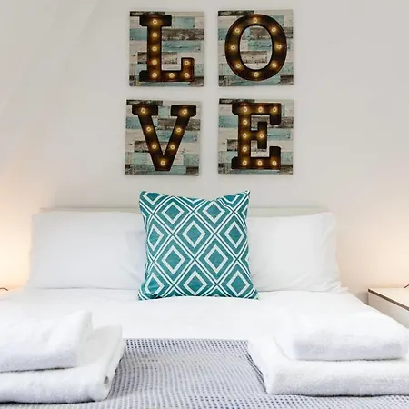 Soho Luxury Apartment