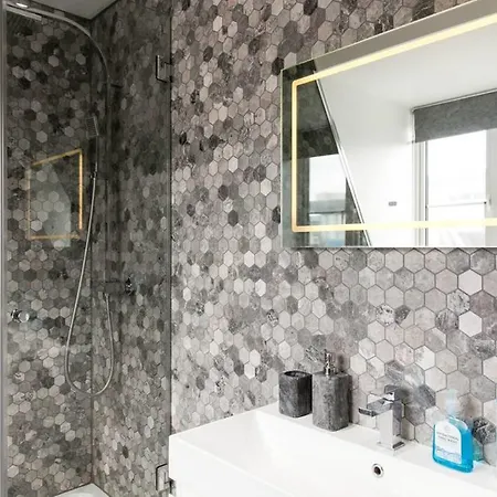 Soho Luxury Apartment
